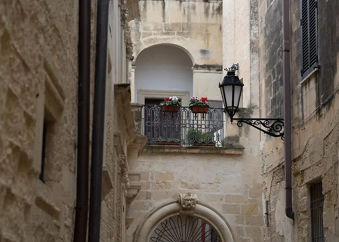 Mary - Historical Residence- Daire Lecce