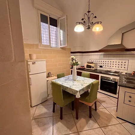Mary - Historical Residence- ليتشي